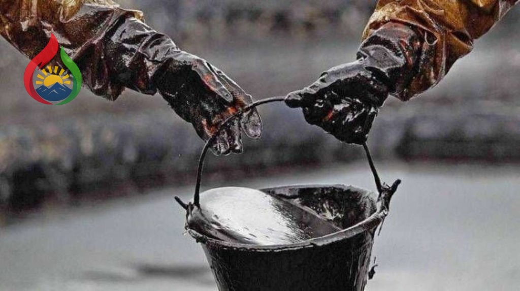 Dünya bazarlarında neftin qiyməti cüzi artıb